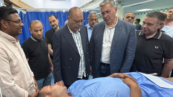 وزيرا البترول والعمل