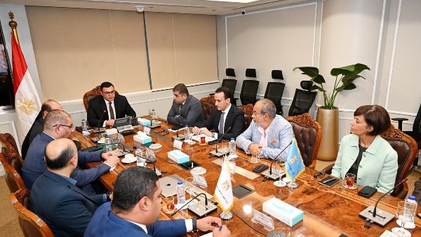 وزير الإسكان