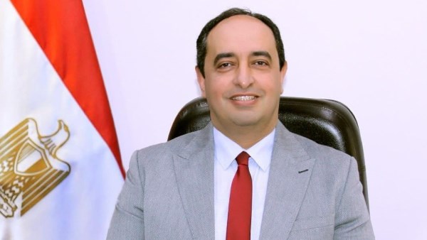 الدكتور عمرو عثمان الدكتور عمرو عثمان