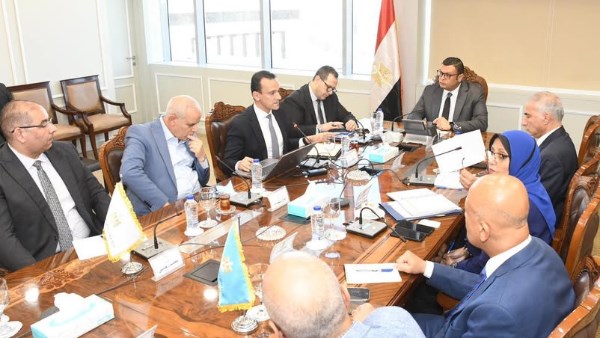 وزير الإسكان وزير الإسكان