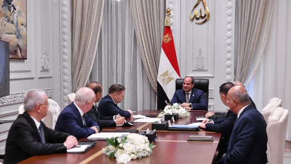 الرئيس السيسي الرئيس السيسي