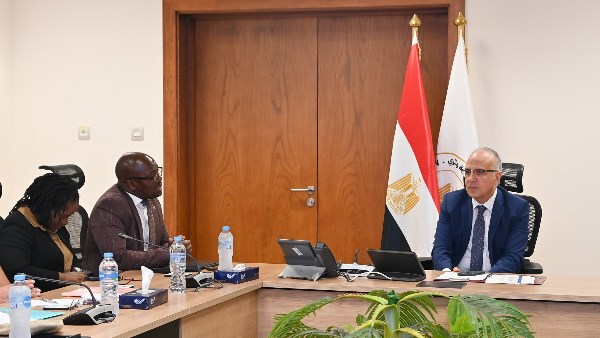 وزير الموارد المائية والرى وزير الموارد المائية والرى