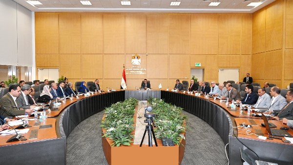 وزير الإسكان وزير الإسكان