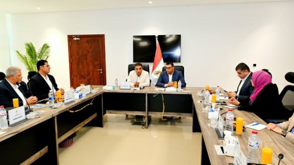 وزير الإسكان وزير الإسكان