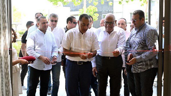 رئيس مجلس الوزراء