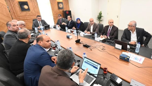 وزير الإسكان وزير الإسكان