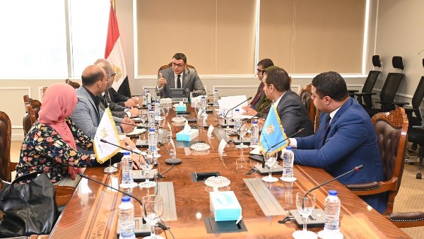 وزير الإسكان وزير الإسكان