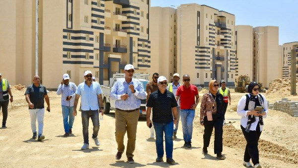 مسئولو مدينة السويس الجديدة مسئولو مدينة السويس الجديدة