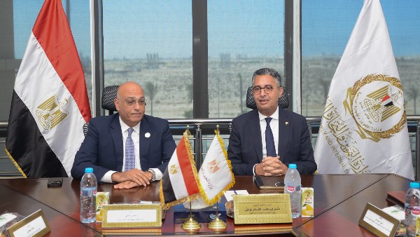 الدكتور شريف فاروق الدكتور شريف فاروق