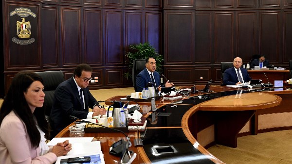 مجلس الوزراء مجلس الوزراء