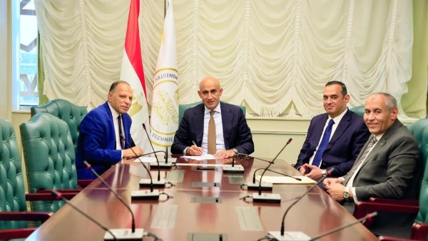 وزير التربية والتعليم يعتمد نتيجة امتحانات الثانوية العامة وزير التربية والتعليم يعتمد نتيجة امتحانات الثانوية العامة
