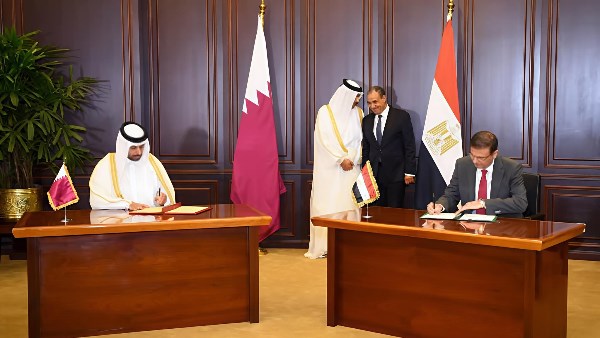 وزير الزراعة ووزير البلدية القطري وزير الزراعة ووزير البلدية القطري
