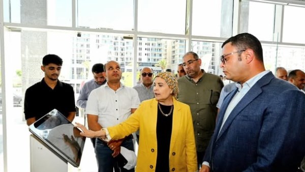 وزير الإسكان: خطة شاملة لتنفيذ رؤية الدولة للتحول الرقمي في المجالات كافة
