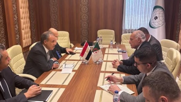 مشاورات مصرية–جزائرية بجدة لتعزيز العلاقات الثنائية وبحث المستجدات مشاورات مصرية–جزائرية بجدة لتعزيز العلاقات الثنائية وبحث المستجدات