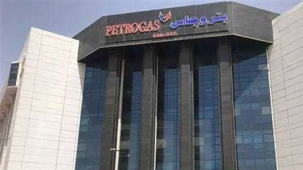 رئيس شركة بتروجاس: توفير كمية 3.674 مليون طن من البوتاجاز رئيس شركة بتروجاس: توفير كمية 3.674 مليون طن من البوتاجاز