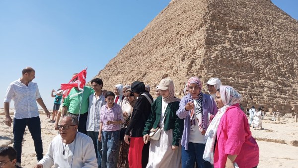 تنظيم رحلة سياحية لأوائل الثانوية العامة للعام الدراسي 2025/2024 تنظيم رحلة سياحية لأوائل الثانوية العامة للعام الدراسي 2025/2024