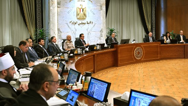 رئيس مجلس الوزراء رئيس مجلس الوزراء