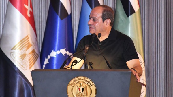الرئيس عبد الفتاح السيسي الرئيس عبد الفتاح السيسي