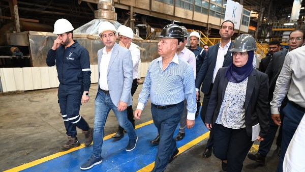 الفريق مهندس كامل الوزير الفريق مهندس كامل الوزير