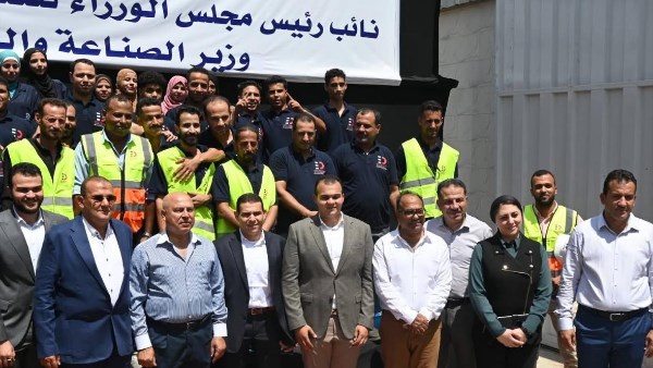 وزير الصناعة والنقل وزير الصناعة والنقل