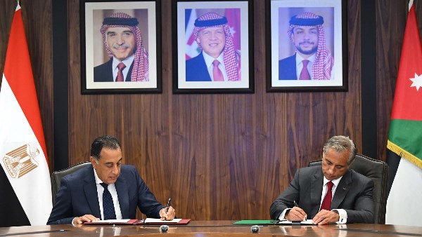 رئيس مجلس الوزراء رئيس مجلس الوزراء