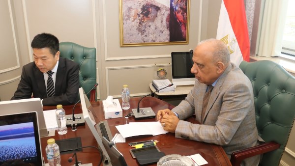 وزير الكهرباء 