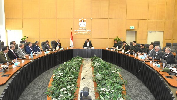 وزير الإسكان وزير الإسكان