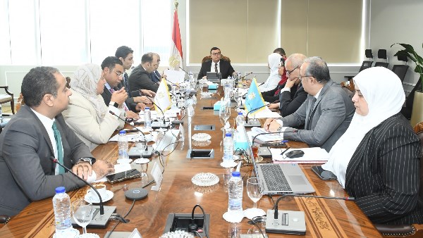 وزير الإسكان