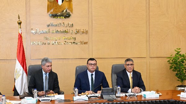 وزيرا «الإسكان» و«السياحة» ومحافظ الجيزة وزيرا «الإسكان» و«السياحة» ومحافظ الجيزة