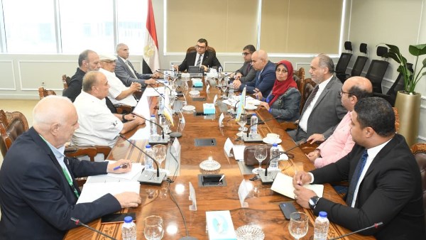 وزير الإسكان