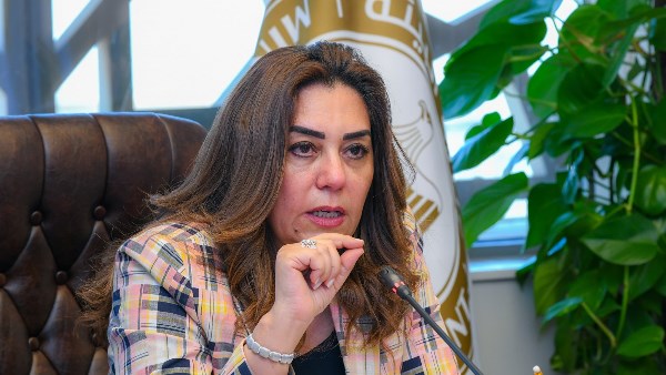  الدكتورة منال عوض