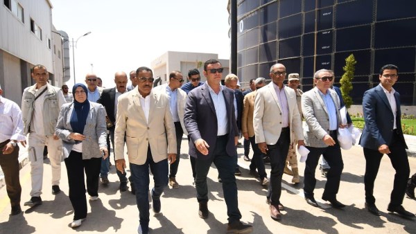 وزير الإسكان