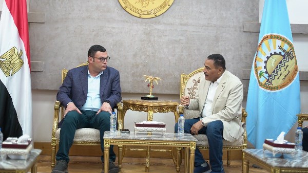 وزير الإسكان وزير الإسكان