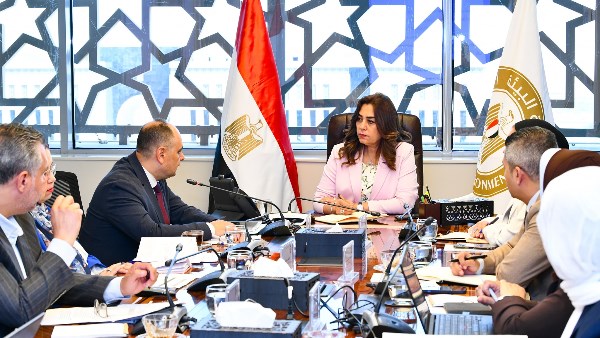 الدكتورة منال عوض الدكتورة منال عوض
