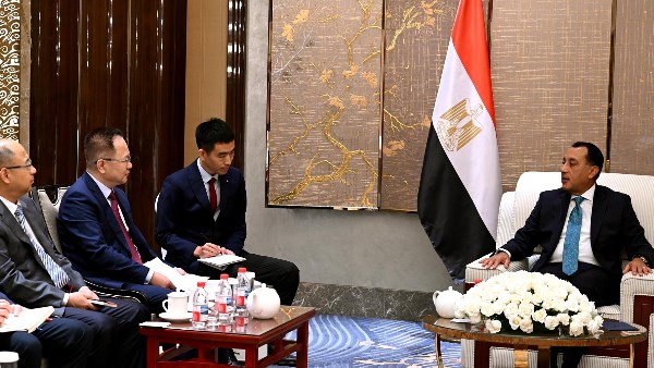 رئيس مجلس الوزراء رئيس مجلس الوزراء