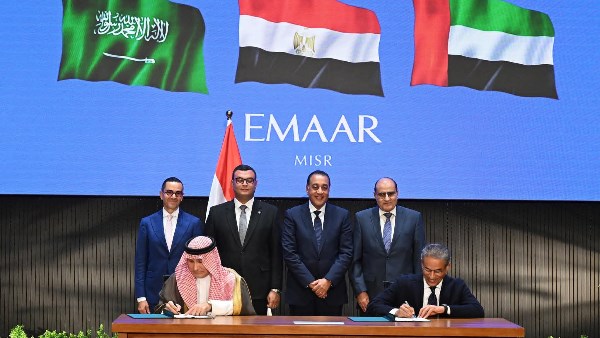 توقيع اتفاقية مراسي البحر الأحمر توقيع اتفاقية مراسي البحر الأحمر