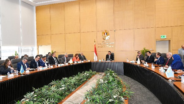 وزير الاسكان