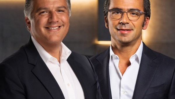 «حسن وعمرو علام»