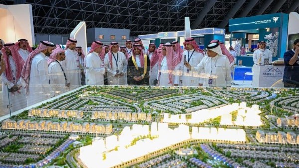 معرض "سيريدو 2025" يستعرض دور الذكاء الاصطناعي في تطوير القطاع العقاري بالسعودية معرض "سيريدو 2025" يستعرض دور الذكاء الاصطناعي في تطوير القطاع العقاري بالسعودية