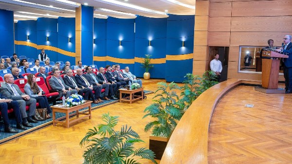 رئيس اقتصادية قناة السويس: نتطلع إلى تعزيز التعاون وفرص الاستثمار مع أمريكا في مجالات متعددة
