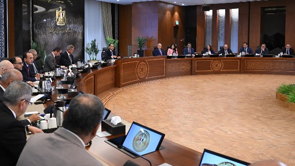 مدبولي: مصر شهدت تطورًا كبيرة في الإسكان الاجتماعي وتطوير العشوائيات والبنية الأساسية