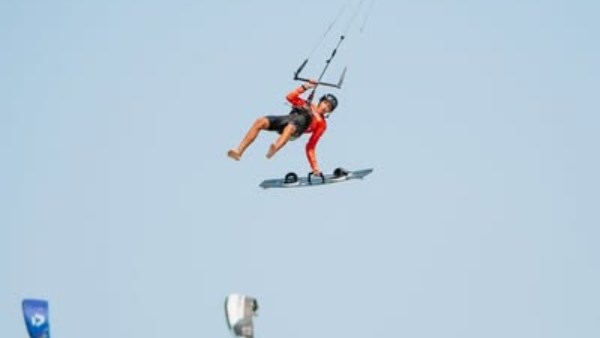 بالصور.. انطلاق مهرجان الجونة للألعاب المائية "wakeboard kite surf" في نسخته الخامسة بالصور.. انطلاق مهرجان الجونة للألعاب المائية "wakeboard kite surf" في نسخته الخامسة