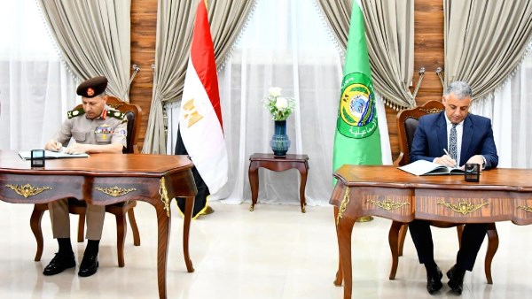إدارة الإشارة للقوات المسلحة توقع بروتوكول تعاون مع محافظة الإسماعيلية لتقديم خدمات الشبكة الوطنية للطوارئ والسلامة العامة إدارة الإشارة للقوات المسلحة توقع بروتوكول تعاون مع محافظة الإسماعيلية لتقديم خدمات الشبكة الوطنية للطوارئ والسلامة العامة