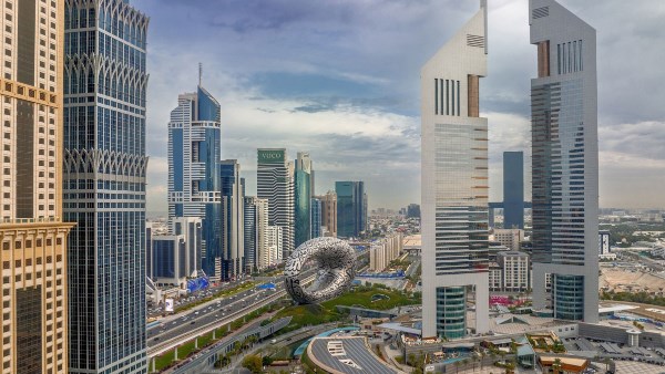 القطاع العقاري الإماراتي يحقق نموًا قياسيًا في النصف الأول من 2025 ويستعد لموجة توسع جديدة