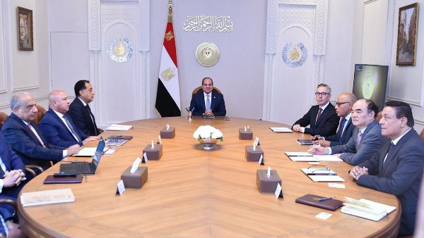 الرئيس عبد الفتاح السيسي الرئيس عبد الفتاح السيسي