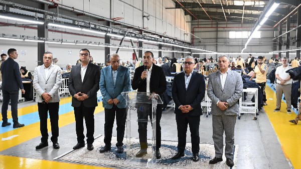 رئيس مجلس الوزراء رئيس مجلس الوزراء