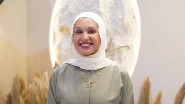  علا عمر 