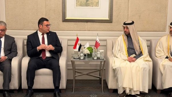 وزير الإسكان 