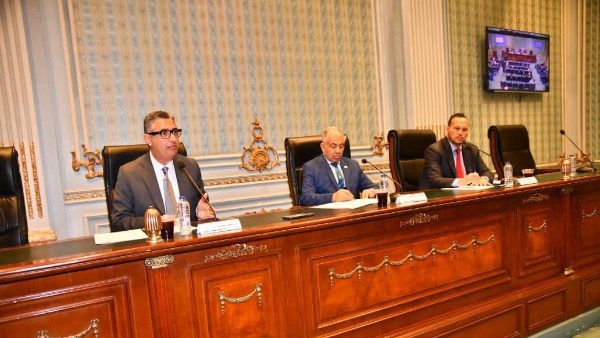 وزير التموين