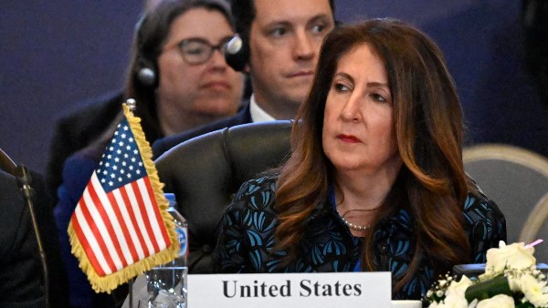  السفيرة الأمريكية في مصر